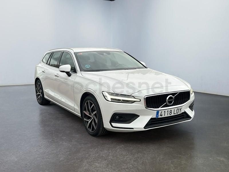 Brugt Volvo V60 Momentum 150 HK (110 kW) 2020 Hvid Stationcar