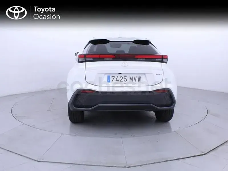 Usado Toyota C-HR Advance 184 CV (135 kW) 2024 Blanco SUV