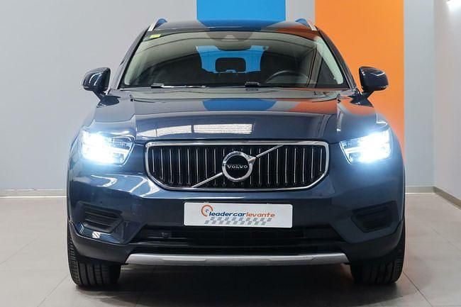 Usado Volvo XC40 Inscription 151 CV (111 kW) 2020 Gris / plata SUV