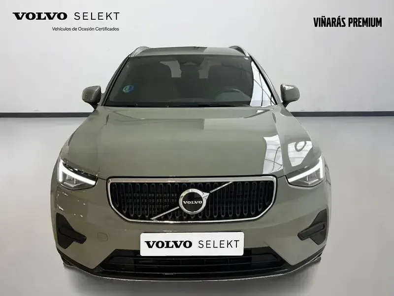 Usado Volvo XC40 Core 163 CV (119 kW) 2025 Verde SUV