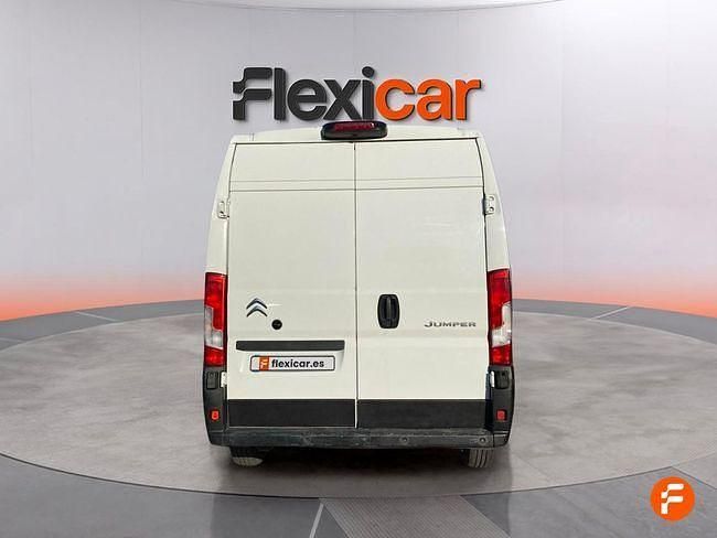 Usado Citroën Jumper 140 CV (102 kW) 2021 Blanco Monovolumen