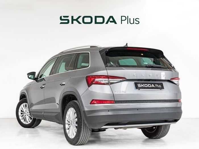 Gris Usado 2024 Skoda Kodiaq Ambition SUV | 31.900 € (Buen precio) - Imagen 1/4