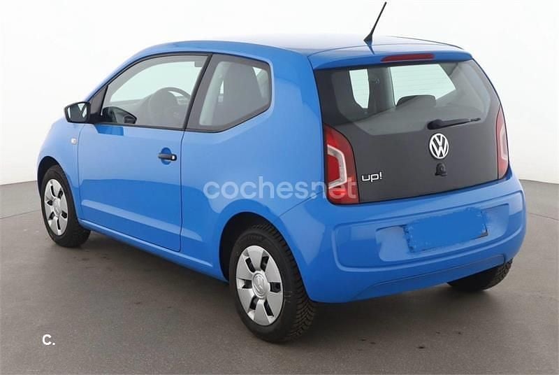 Usado VW up! high up! 60 CV (44 kW) 2015 Azul Utilitario