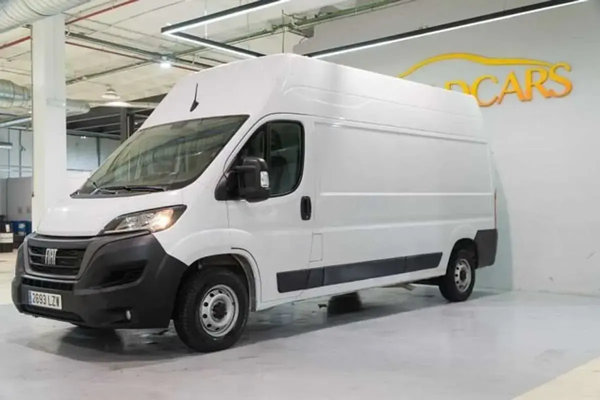 Usado Fiat Ducato 140 CV (102 kW) 2022 Blanco Van
