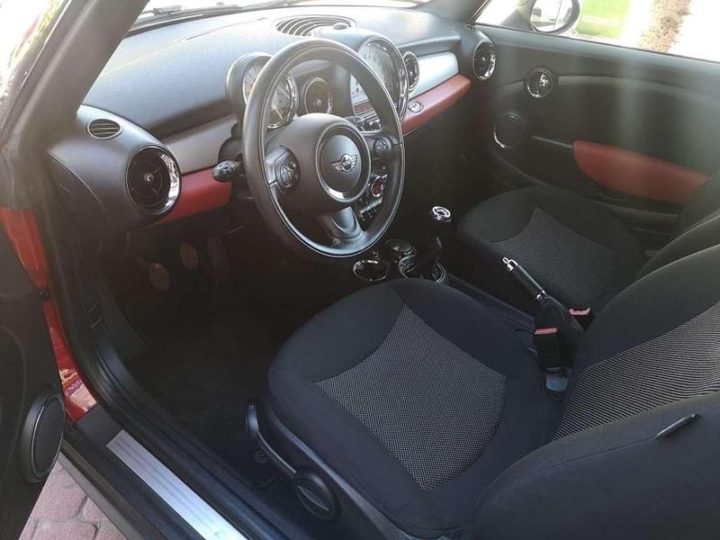 Usado Mini One Cabriolet 98 CV (72 kW) 2013 Rojo Descapotable