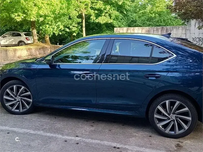 Usado Skoda Octavia Style 204 CV (150 kW) 2022 Azul Berlina