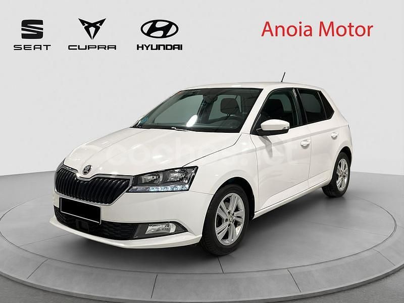 Blanco Usado 2021 Skoda Fabia Ambition Berlina | 13.450 € (Precio justo) - Imagen 1/4