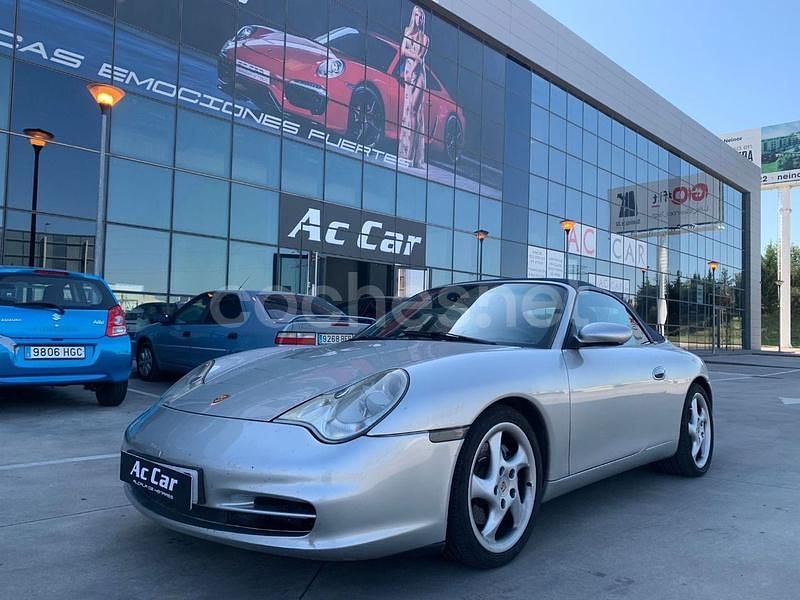 Usado Porsche 911 Carrera 4 Cabriolet 320 CV (235 kW) 2002 Gris / plata Descapotable