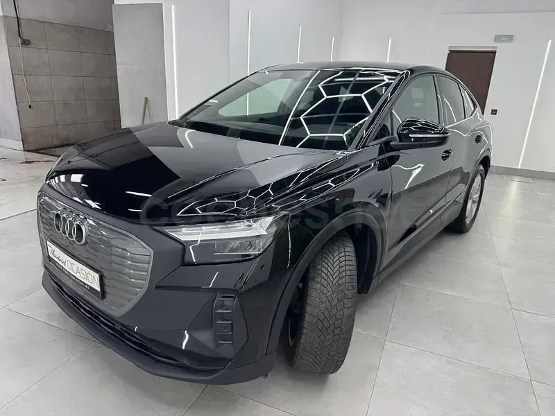 Usado Audi Q4 Sportback e-tron Advanced Plus 150 kW (204 CV) 2022 Eléctrico SUV