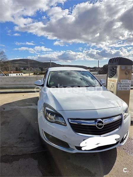 Usado Opel Insignia Business 140 CV (102 kW) 2015 Blanco Berlina