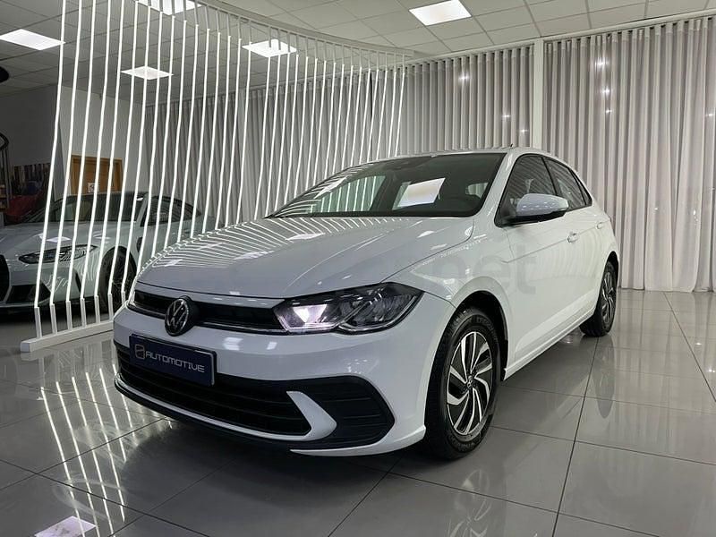 Usado VW Polo Life 95 CV (69 kW) 2023 Blanco Utilitario