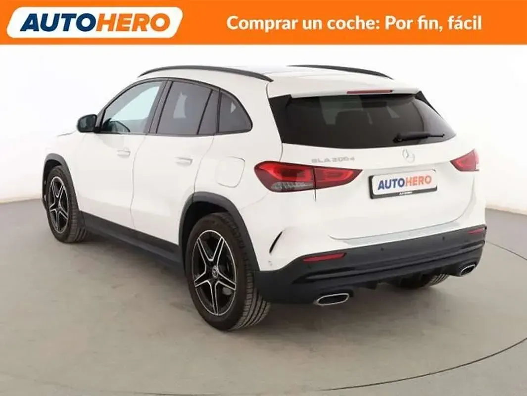 Begagnad Mercedes GLA200 AMG line 150 HK (110 kW) 2020 Vit SUV
