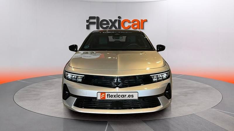 Usado Opel Astra Edition 131 CV (96 kW) 2025 Gris Berlina