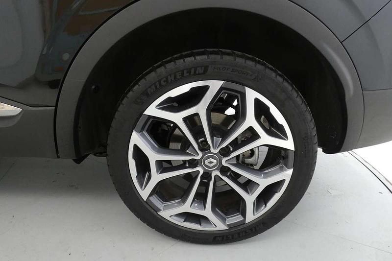 Usado Renault Kadjar Techno 140 CV (102 kW) 2022 Negro SUV