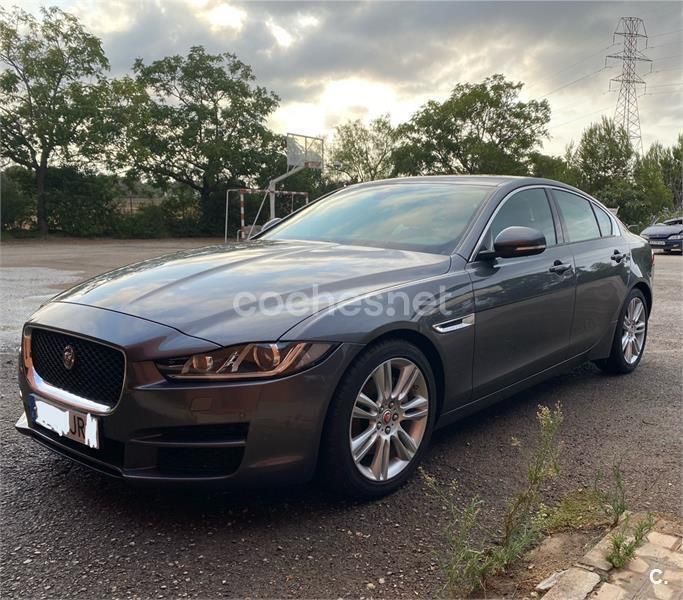 Gris / plata Usado 2016 Jaguar XE Berlina | 11.250 € (Buen precio) - Imagen 1/4
