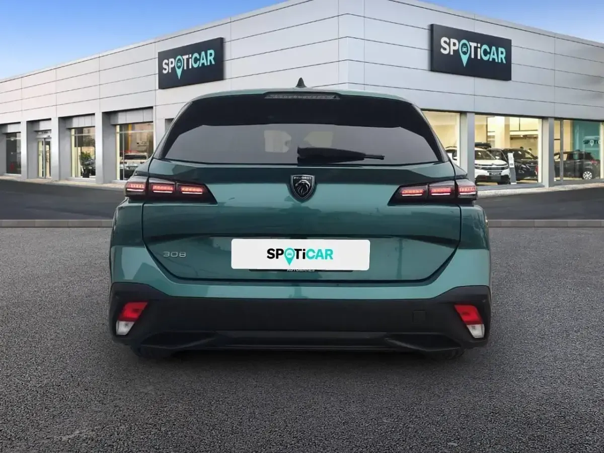 Usado Peugeot 308 Active 130 CV (95 kW) 2022 Azul Berlina