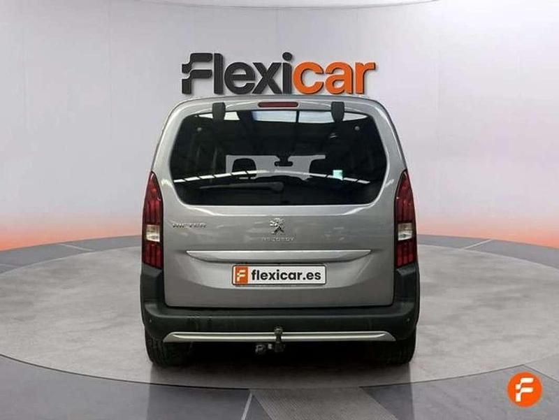 Usado Peugeot Rifter Allure 131 CV (96 kW) 2018 Gris Monovolumen