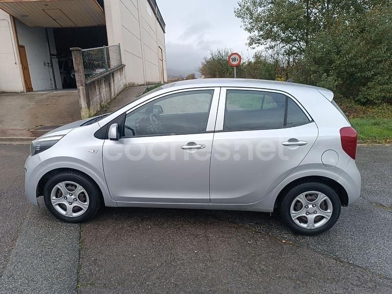 Gris / plata Usado 2018 Kia Picanto Utilitario | 7900 € (Buen precio) - Imagen 1/4