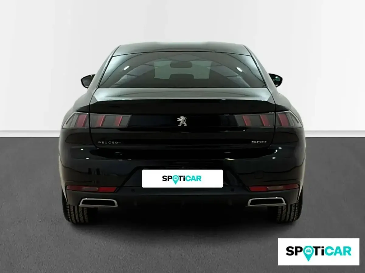 Usado Peugeot 508 Allure 130 CV (95 kW) 2021 Negro Berlina