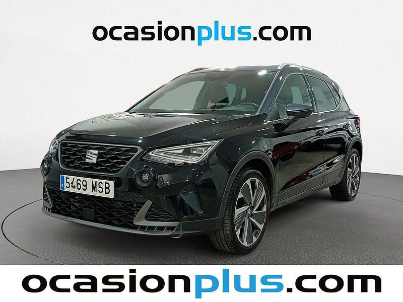 Negro Usado 2024 Seat Arona FR SUV | 20.228 € (Precio justo) - Imagen 1/4