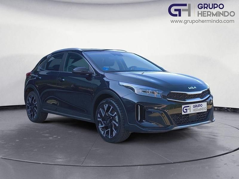 Negro Usado 2022 Kia XCeed SUV | 23.500 € (Precio justo) - Imagen 1/4