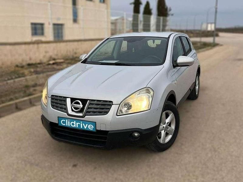 Usado Nissan Qashqai Visia 115 CV (84 kW) 2007 Gris / plata SUV