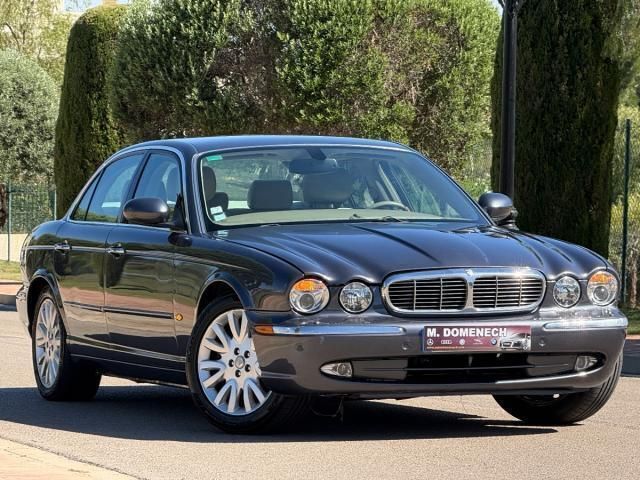 Gris Usado 2004 Jaguar XJ Executive Berlina | 16.900 € - Imagen 1/4