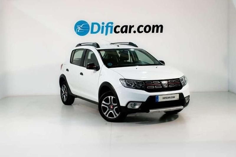 Usado Dacia Sandero Stepway 90 CV (66 kW) 2019 Blanco Utilitario