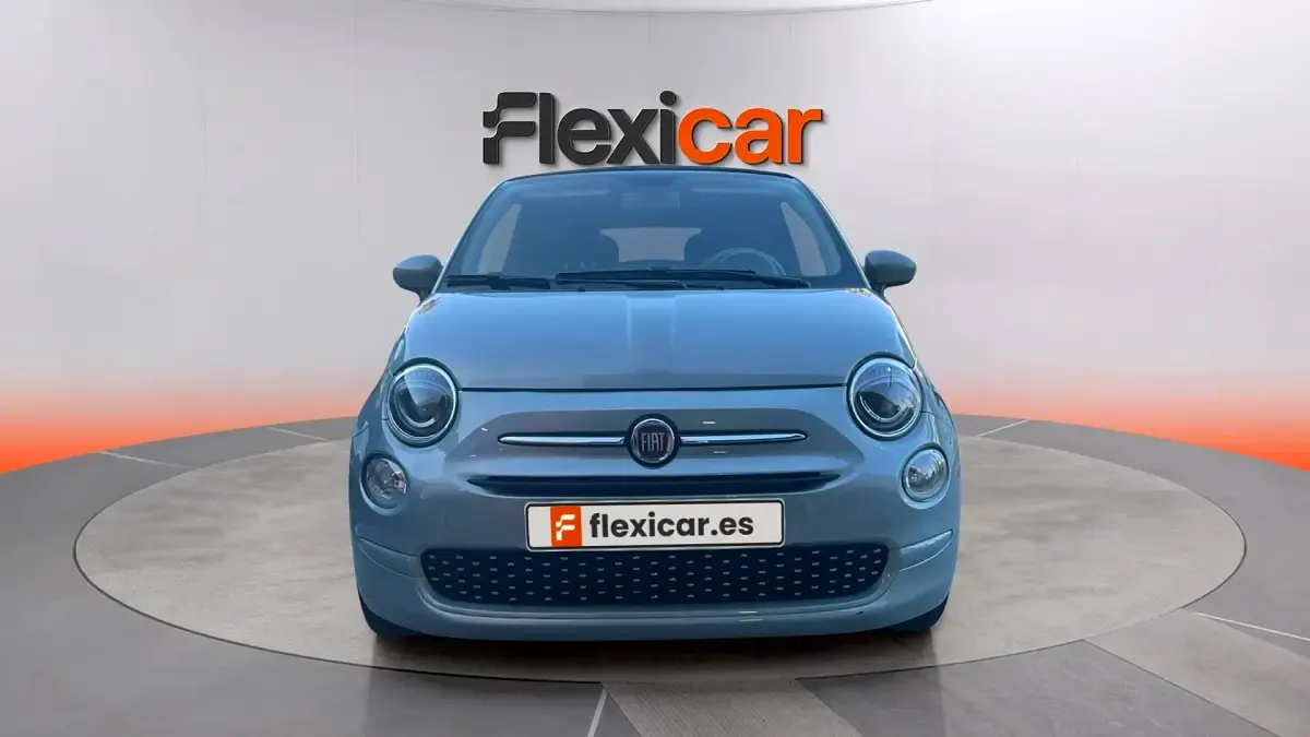 Usado Fiat 500 Club 71 CV (52 kW) 2022 Azul Descapotable