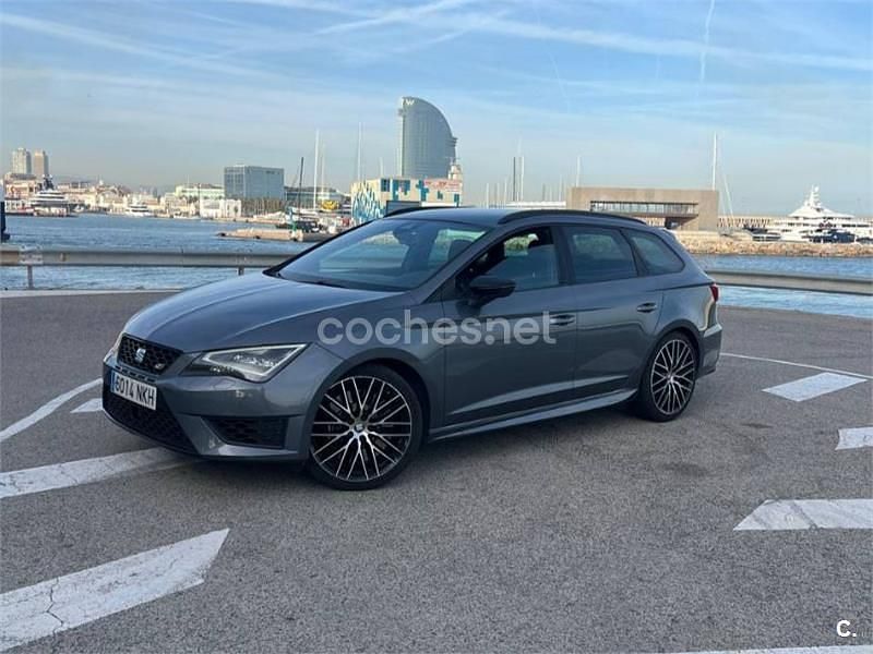 Usado Seat Leon ST CUPRA 280 CV (205 kW) 2015 Gris / plata Familiar