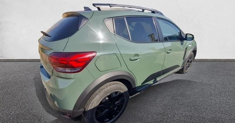 Usado Dacia Sandero Essentiel 101 CV (74 kW) 2023 Utilitario