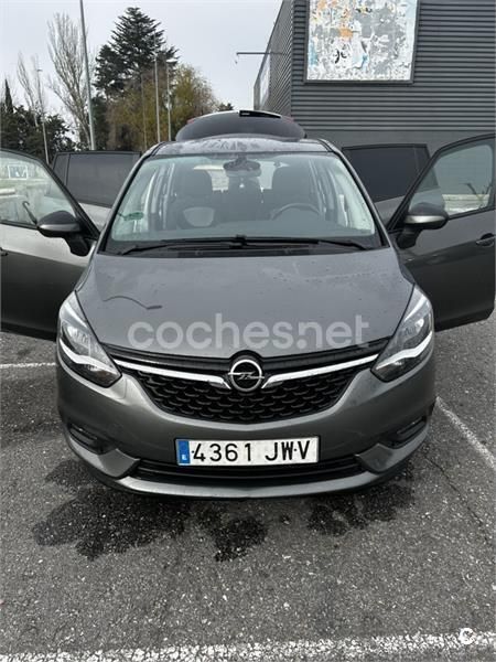 Usado Opel Zafira Selective 134 HP (98 kW) 2017 Monovolume