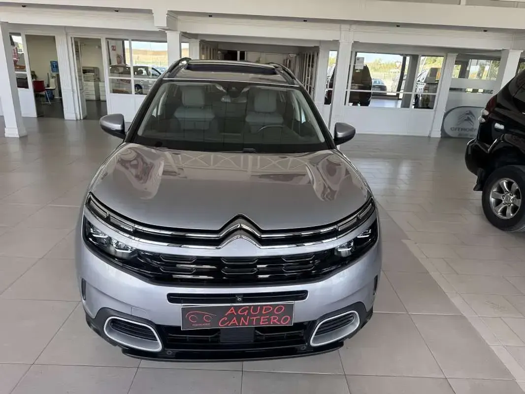 Usado Citroën C5 Aircross Shine 131 CV (96 kW) 2022 Plateado SUV