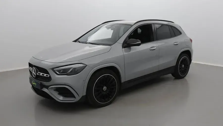 Usado Mercedes GLA200 163 CV (119 kW) 2025 SUV
