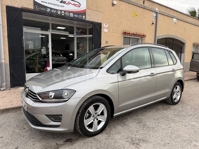 Gris / plata Usado 2016 VW Golf Sportsvan Advance Monovolumen | 13.999 € (Precio justo) - Imagen 1/4