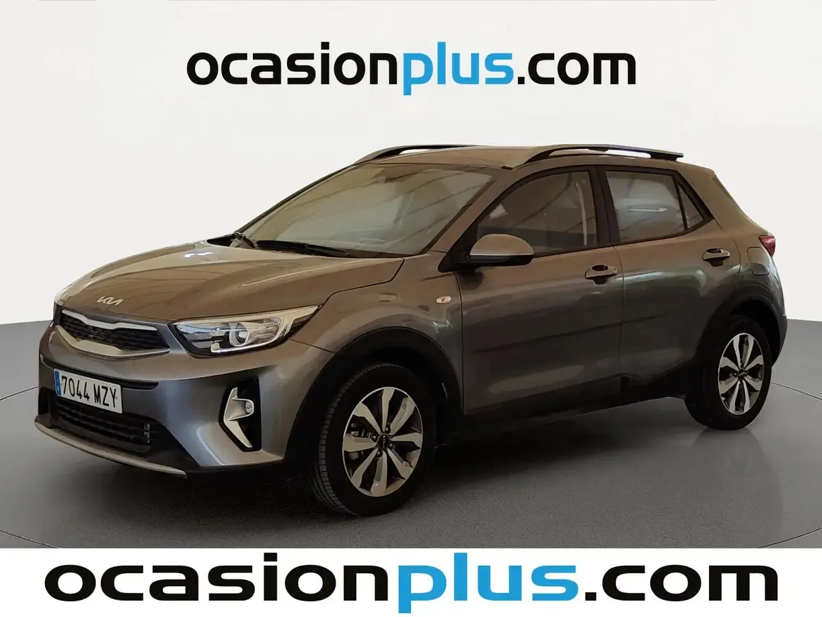 Usado Kia Stonic 101 CV (74 kW) 2025 Gris SUV