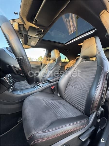 Usado Mercedes CLA220 AMG line 170 CV (125 kW) 2014 Gris / plata Berlina