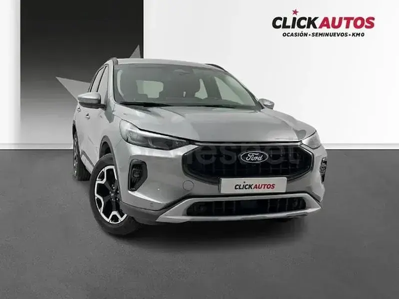 Usado Ford Kuga Active 180 CV (132 kW) 2024 Plateado SUV