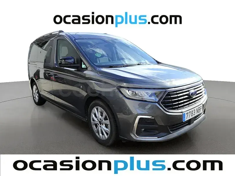 Usado Ford Grand Tourneo Connect Titanium 122 CV (89 kW) 2025 Gris / plata Monovolumen