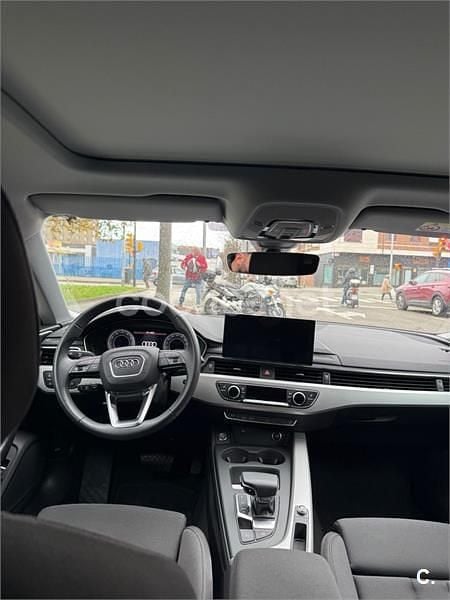 Usado Audi A5 204 CV (150 kW) 2023 Gris / plata Coupe