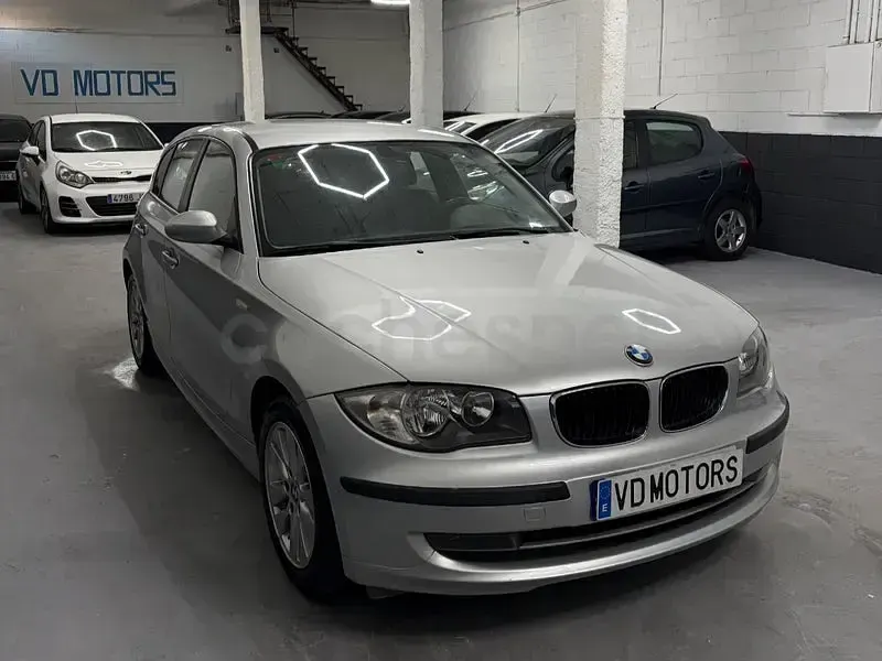 Usado BMW 116 115 CV (84 kW) 2007 Gris / plata Utilitario
