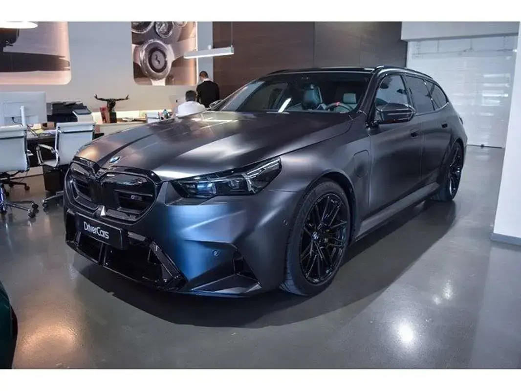 Usado BMW M5 Comfort Edition 727 CV (534 kW) 2026 Gris Familiar