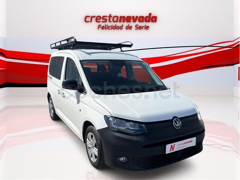 Usado VW Caddy 122 CV (89 kW) 2021 Blanco Monovolumen