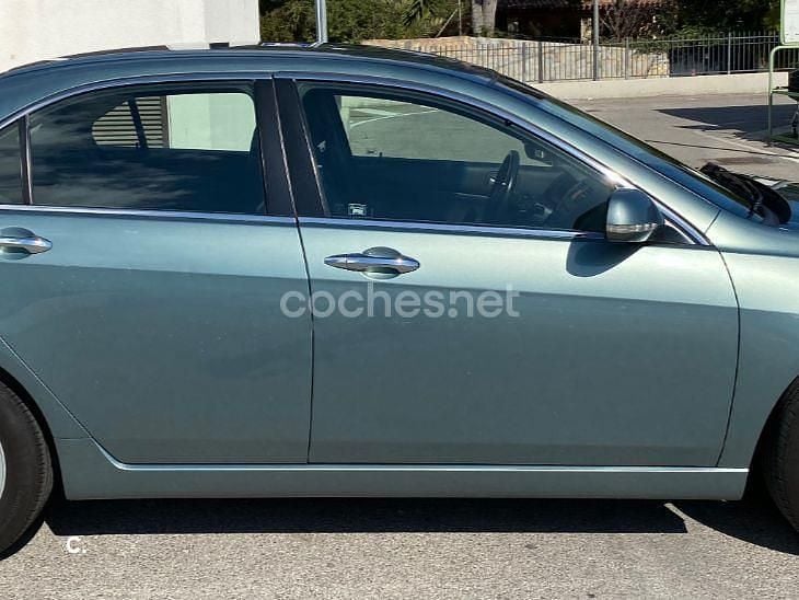 Verde Usado 2005 Honda Accord Sport Berlina | 4800 € (Buen precio) - Imagen 1/4