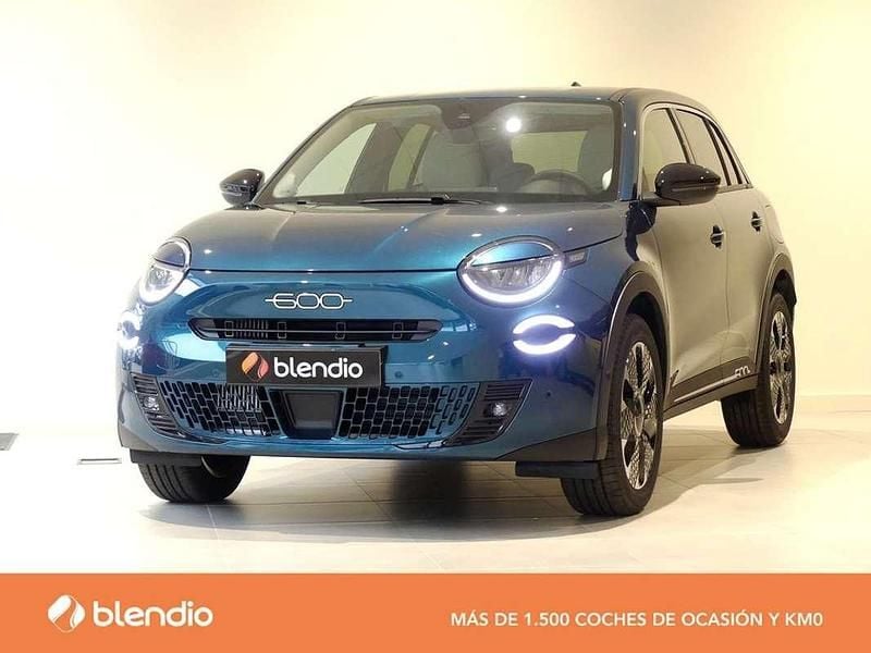 Verde Usado 2024 Fiat 600 La Prima Berlina | 23.168 € (Precio justo) - Imagen 1/4