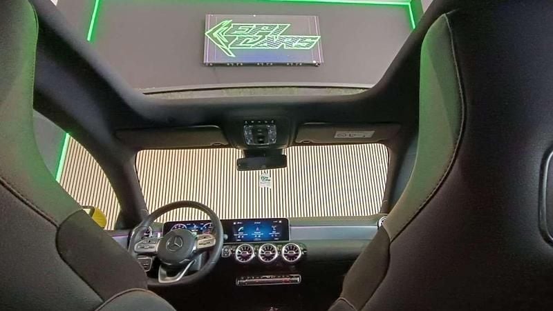 Usado Mercedes CLA220 Shooting Brake 190 CV (139 kW) 2020 Amarillo Familiar