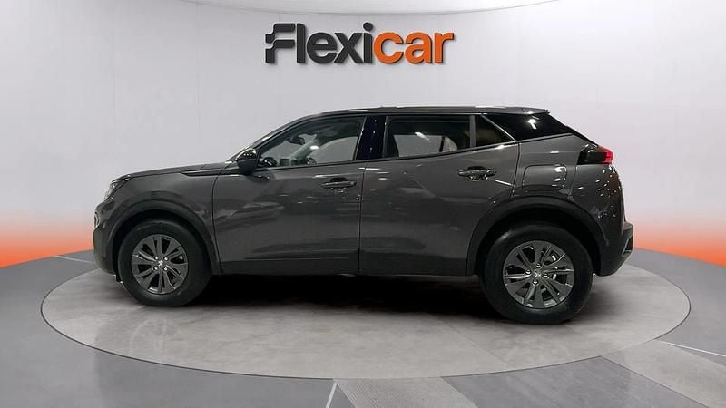 Usado Peugeot 2008 Active 101 CV (74 kW) 2022 Gris SUV