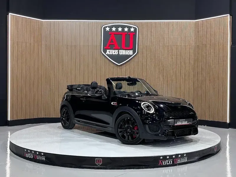 Usado Mini John Cooper Works 231 CV (169 kW) 2019 Negro Utilitario