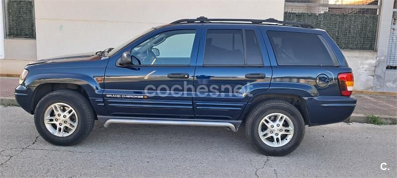Usado Jeep Grand Cherokee Laredo 163 CV (119 kW) 2004 Azul SUV