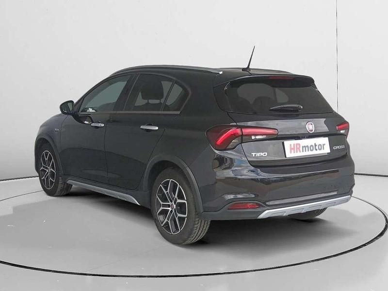Usado Fiat Tipo Cross 102 CV (75 kW) 2021 Negro Utilitario